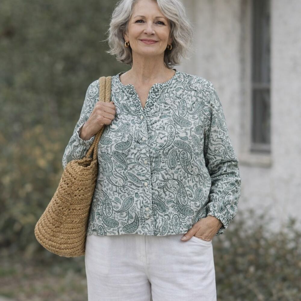 LOFT NWT Paisley Blouse Small Petite Green White Button Front Coastal Top